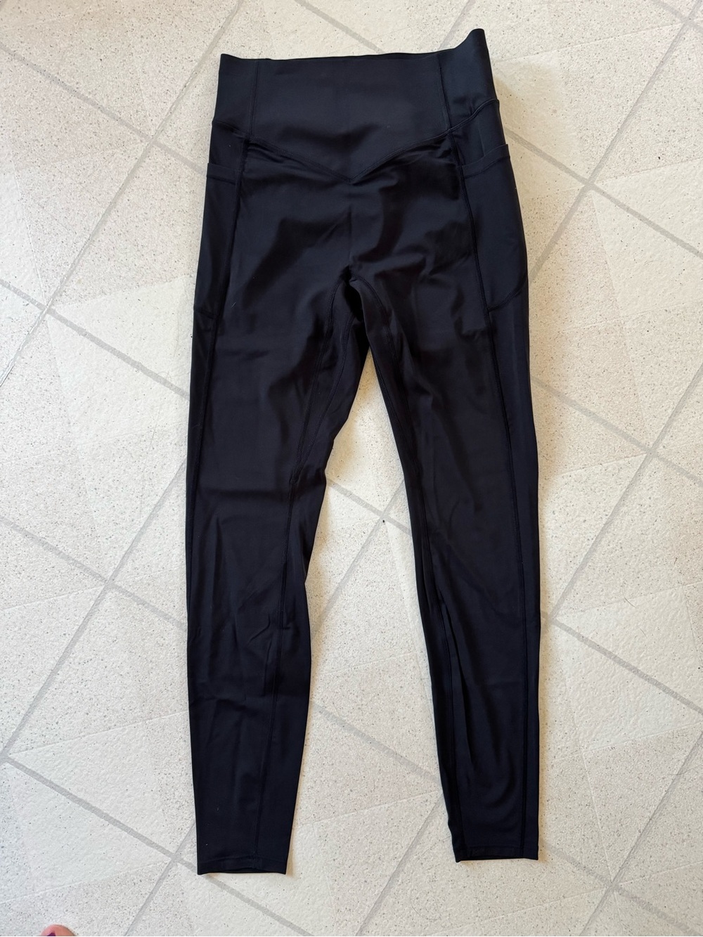 HALARA Black High-Waist Performance Leggings